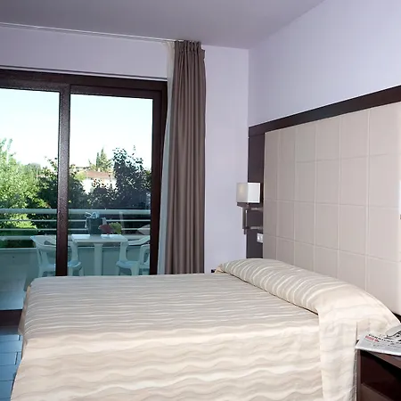 Porto Azzurro シルミオーネ