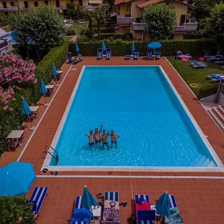 Porto Azzurro シルミオーネ