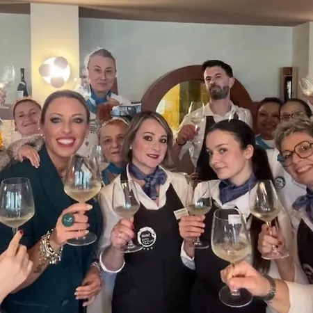 ホテル Porto Azzurro 3*