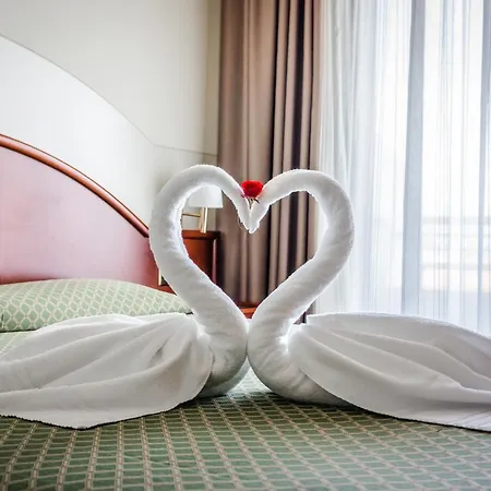 ホテル Porto Azzurro 3*
