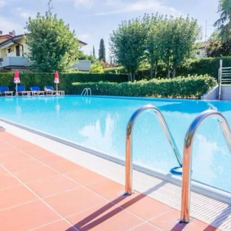 Porto Azzurro 3* シルミオーネ