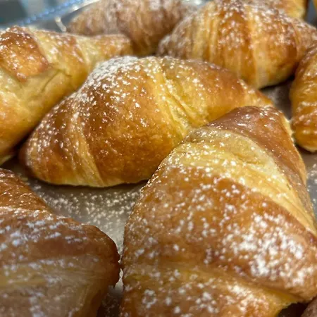 Porto Azzurro Hotel 3*